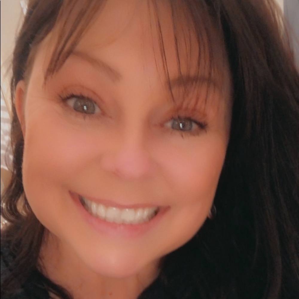 Meet your Posher, Janet